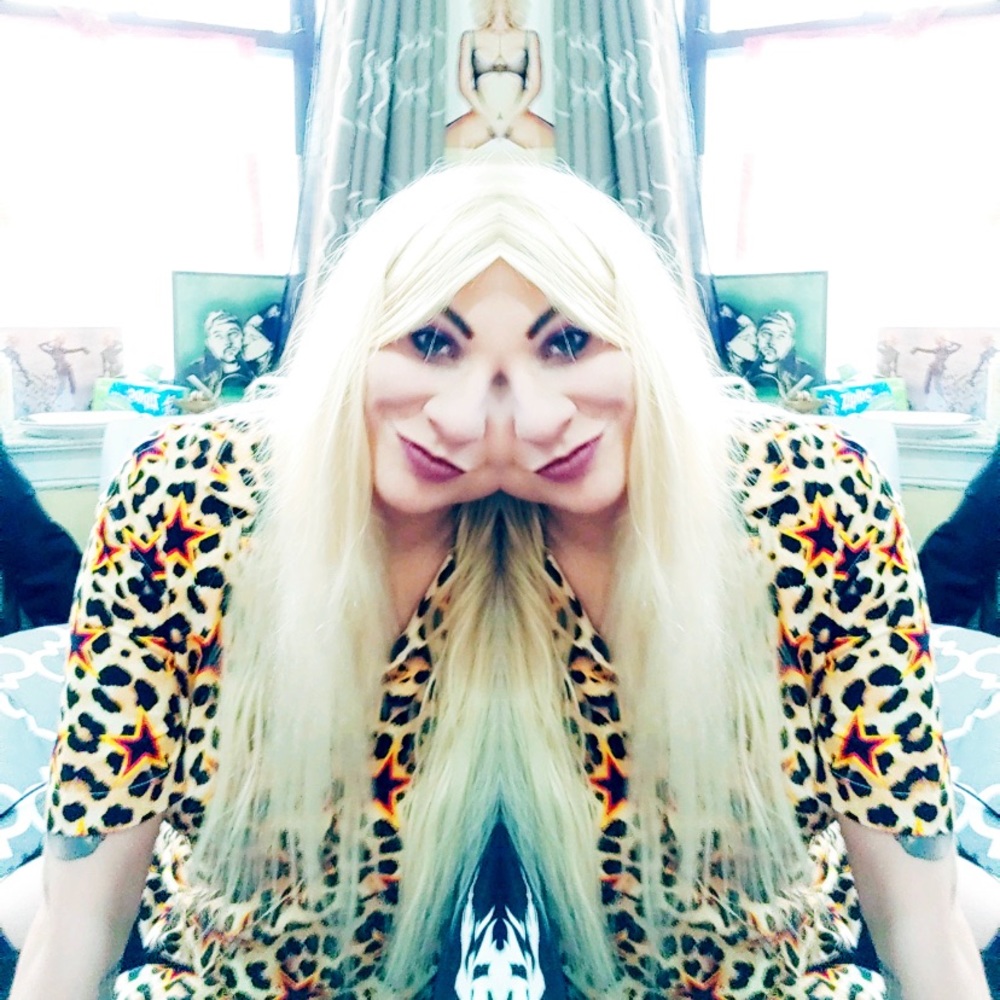 Meet your Posher, Kay